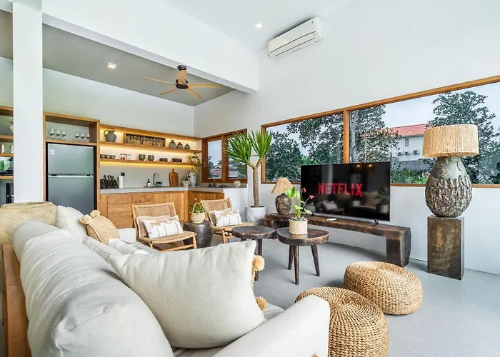 The R Villa Samalas
